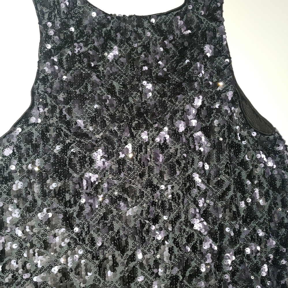ONE RAD GIRL DRESS - Picture 5 of 5
